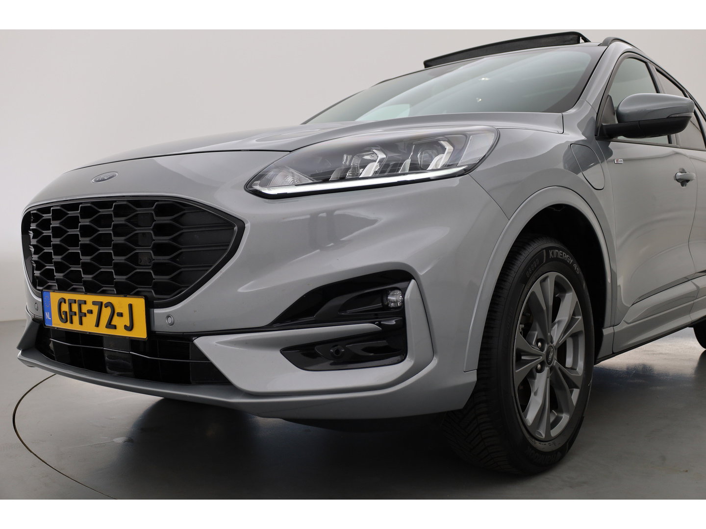 Ford Kuga 2.5 PHEV ST-Line X | Keyless | CarPlay | Camera | Panoramadak | Stoelverw. | Trekhaak | PDC V+A | DAB |