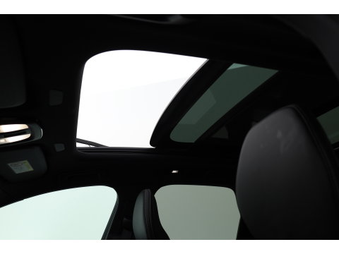 Volvo XC60 2.0 T8 Plug-in hybrid AWD Plus Black Edition | Pano | HUD | 360cam | H&K Audio | Elek. Trekhaak | Memory seats | Vapour Grey