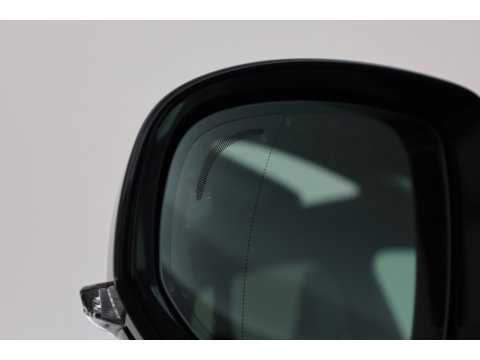 Volvo XC60 2.0 T8 Plug-in hybrid AWD Plus Black Edition | Pano | HUD | 360cam | H&K Audio | Elek. Trekhaak | Memory seats | Vapour Grey