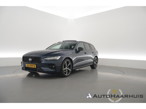 Volvo V60 2.0 B4 Ultra Dark | Pano | HUD | 360cam | Memory | Google info. | Pilot Assist | Stoel- Stuurverw. | H&K Audio