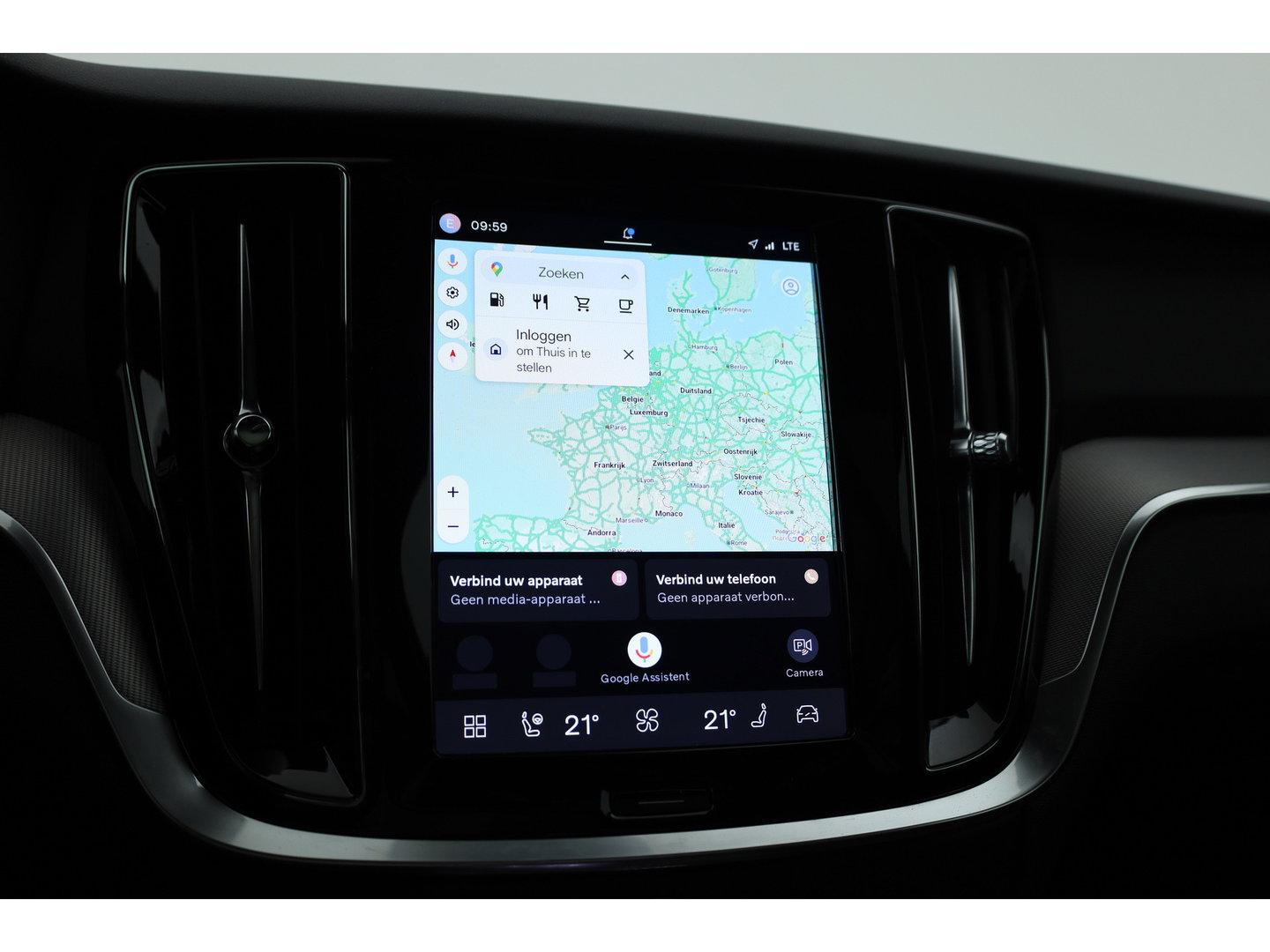 Volvo V60 2.0 B4 Ultra Dark | Pano | HUD | 360cam | Memory | Google info. | Pilot Assist | Stoel- Stuurverw. | H&K Audio