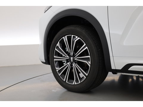GEELY Starray EM-i 1.5 Max | 18.4 kWh Batterij | 83km WLTP | Stoel- stuurverw. | Pano | 360cam | Stoelvent. | 19'' | HUD | Flyme