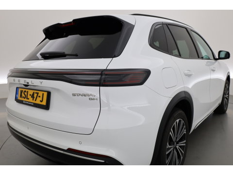 GEELY Starray EM-i 1.5 Max | 18.4 kWh Batterij | 83km WLTP | Stoel- stuurverw. | Pano | 360cam | Stoelvent. | 19'' | HUD | Flyme