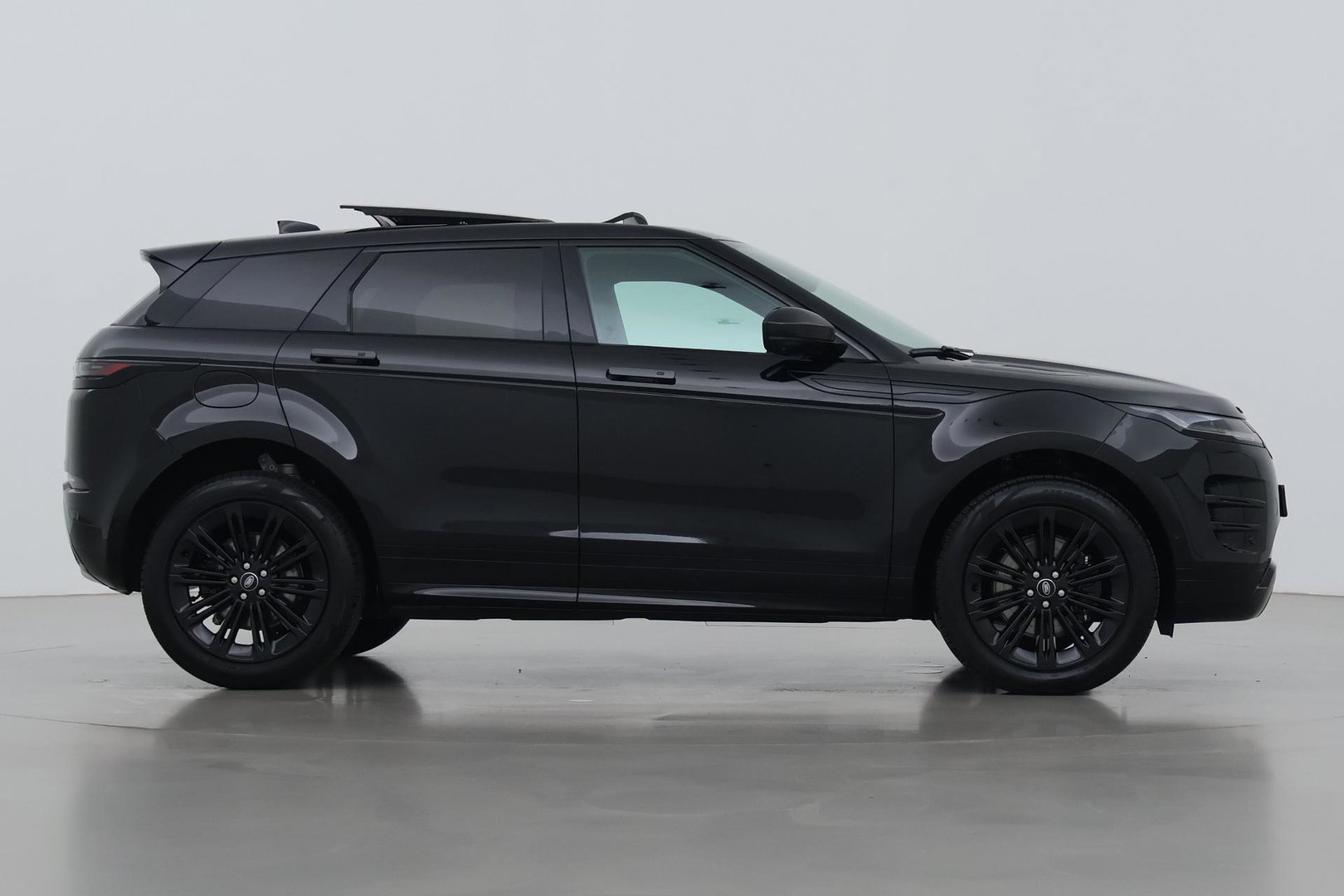 Land Rover Range Rover Evoque P270e PHEV Dynamic SE | Black Pack | Schuif/kanteldak | Trekhaak | ACC | 360° Camera