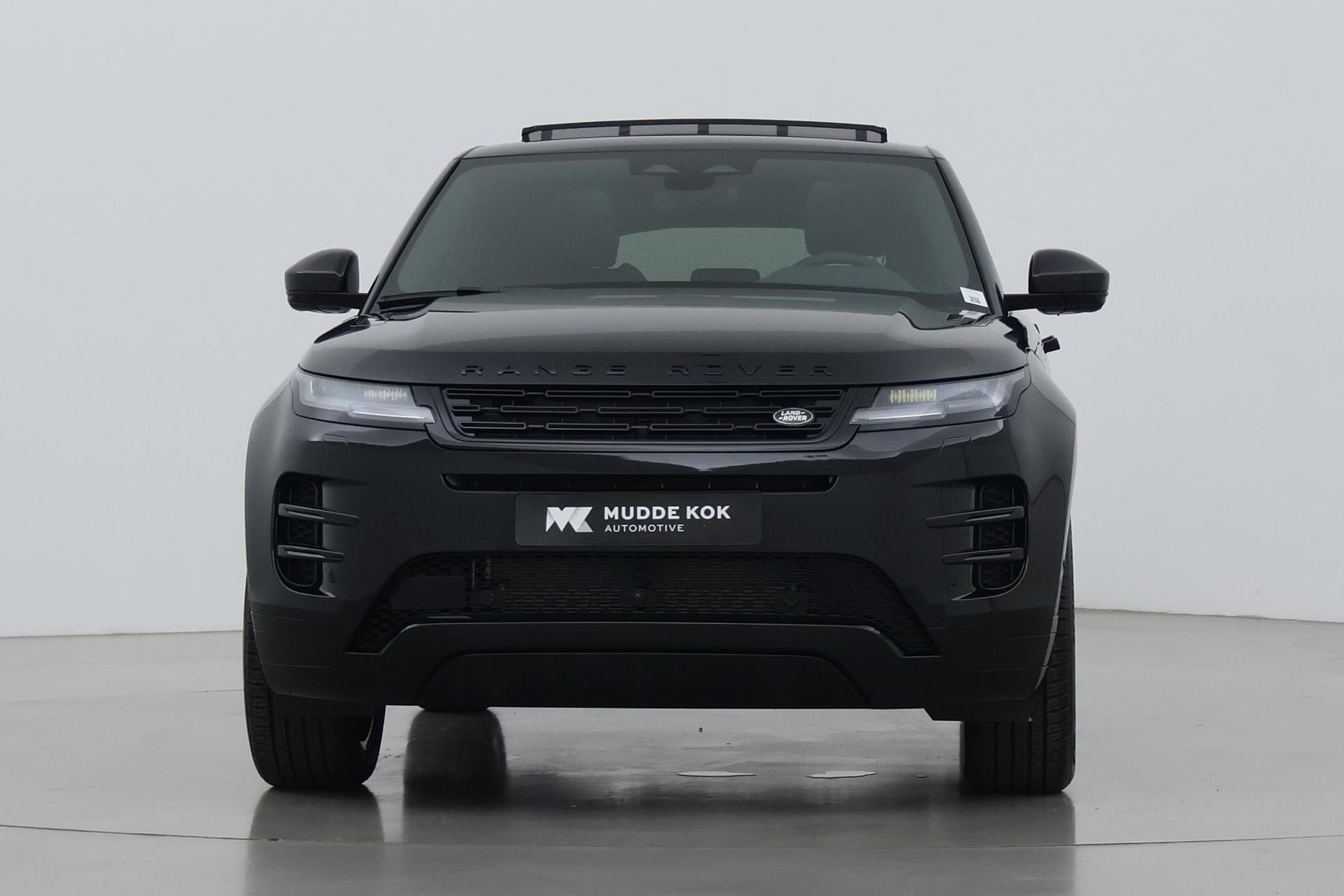 Land Rover Range Rover Evoque P270e PHEV Dynamic SE | Black Pack | Schuif/kanteldak | Trekhaak | ACC | 360° Camera