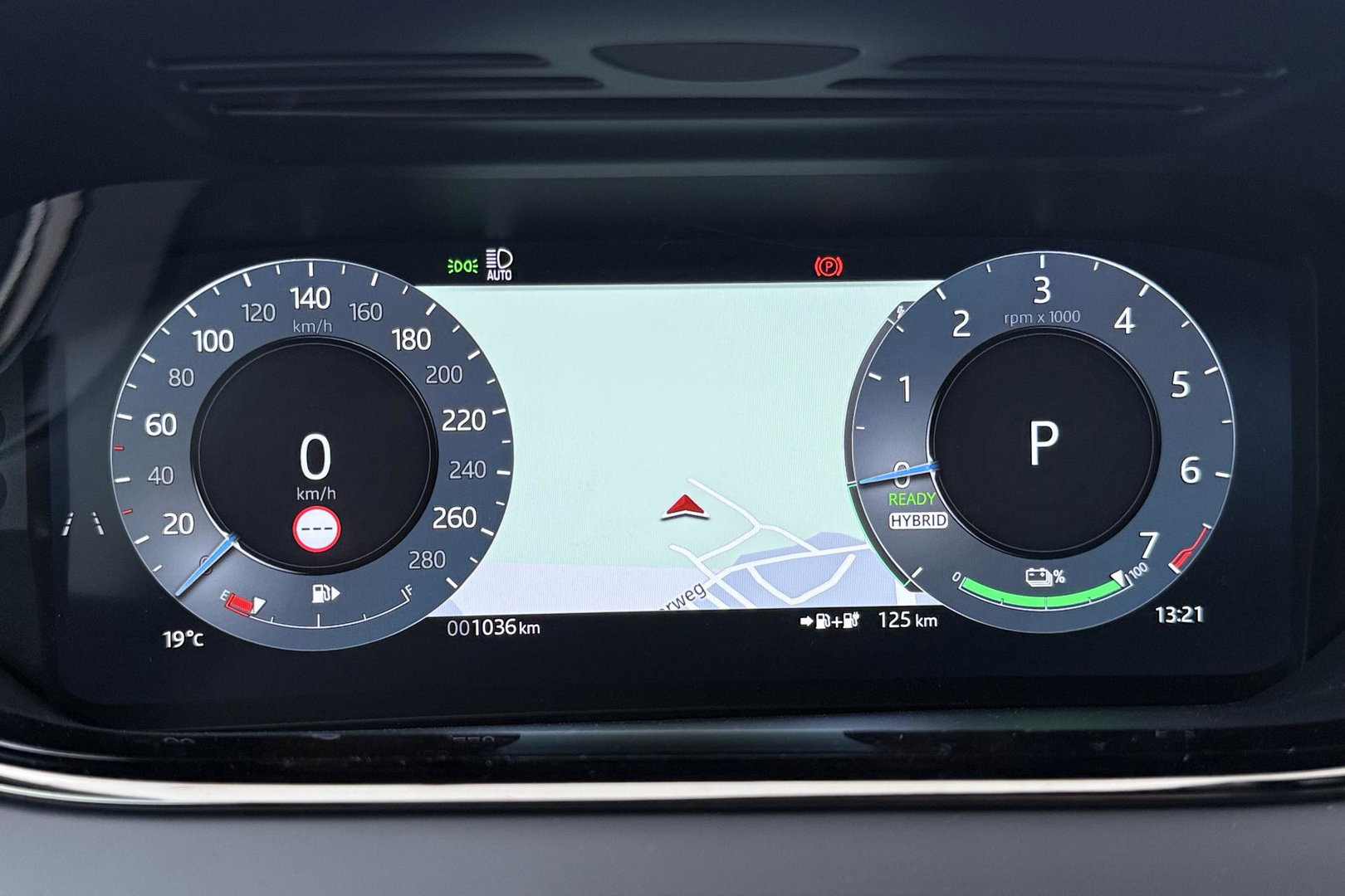 Land Rover Range Rover Evoque P270e PHEV Dynamic SE | Black Pack | Schuif/kanteldak | Trekhaak | ACC | 360° Camera