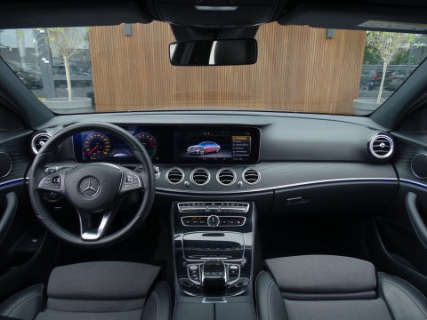 Mercedes-Benz E-Klasse 350 e 286PK / AMG Pakket / *NAP*