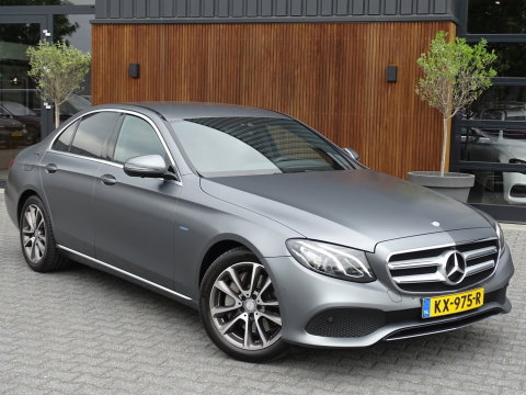 Mercedes-Benz E-Klasse 350 e 286PK / AMG Pakket / *NAP*