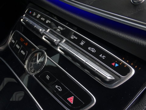Mercedes-Benz E-Klasse 350 e 286PK / AMG Pakket / *NAP*