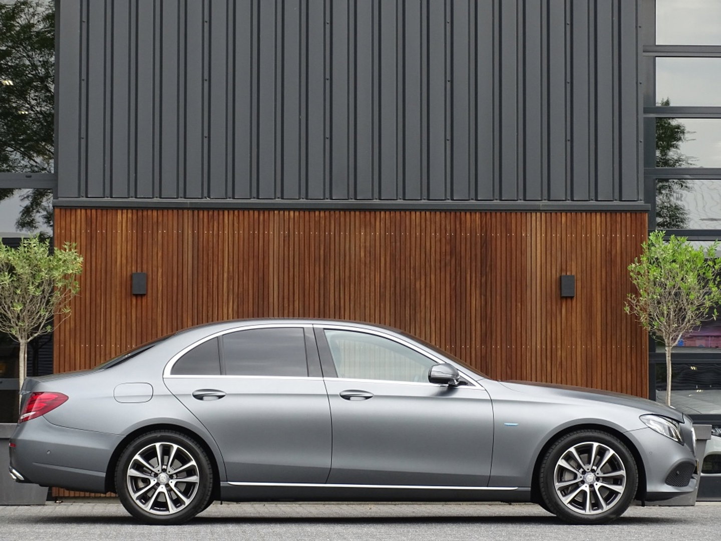 Mercedes-Benz E-Klasse 350 e 286PK / AMG Pakket / *NAP*