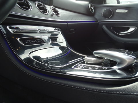 Mercedes-Benz E-Klasse 350 e 286PK / AMG Pakket / *NAP*
