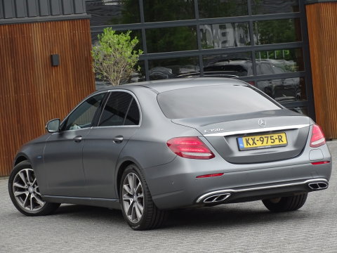 Mercedes-Benz E-Klasse 350 e 286PK / AMG Pakket / *NAP*