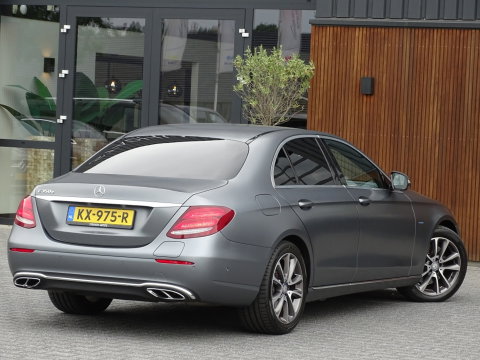 Mercedes-Benz E-Klasse 350 e 286PK / AMG Pakket / *NAP*