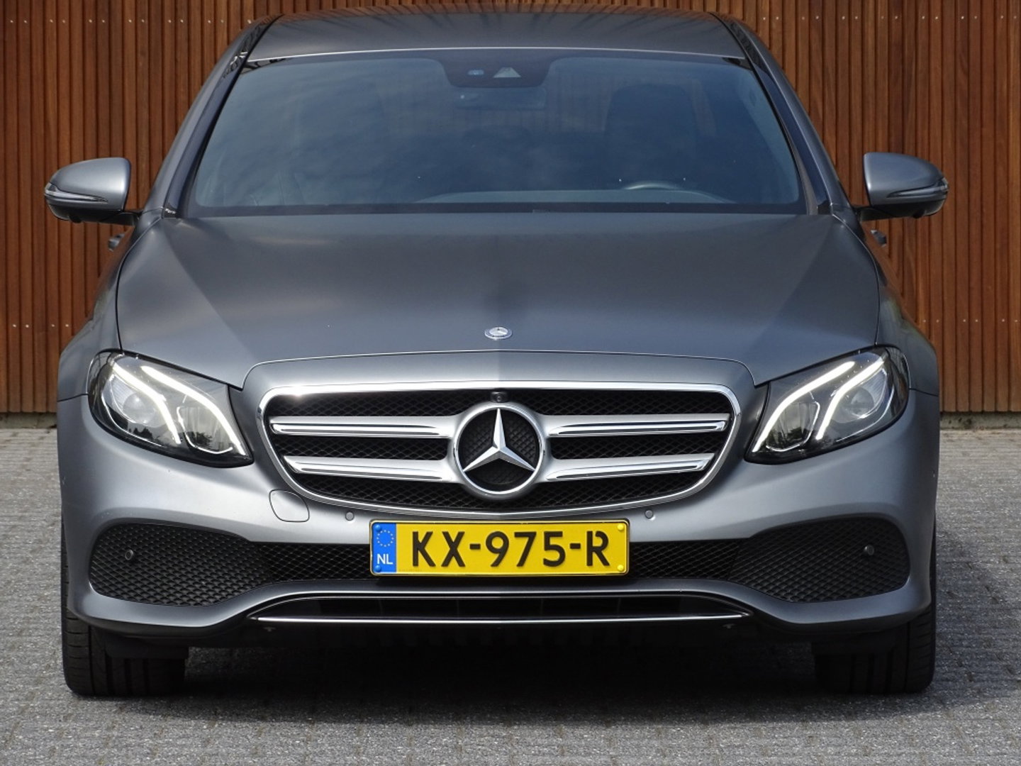 Mercedes-Benz E-Klasse 350 e 286PK / AMG Pakket / *NAP*