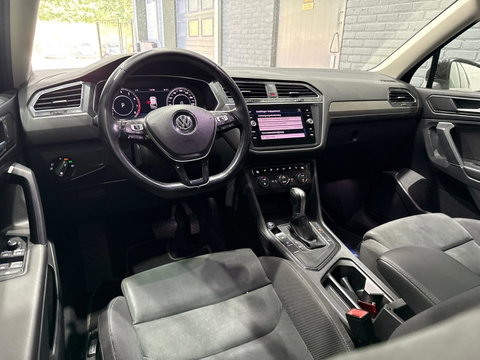 Volkswagen Tiguan Allspace 1.4 TSI Comfortline Business 7p. | ACC | Panoramadak | Trekhaak | Massage | Keyless | Stoelverwarming V+A | Getint Glas