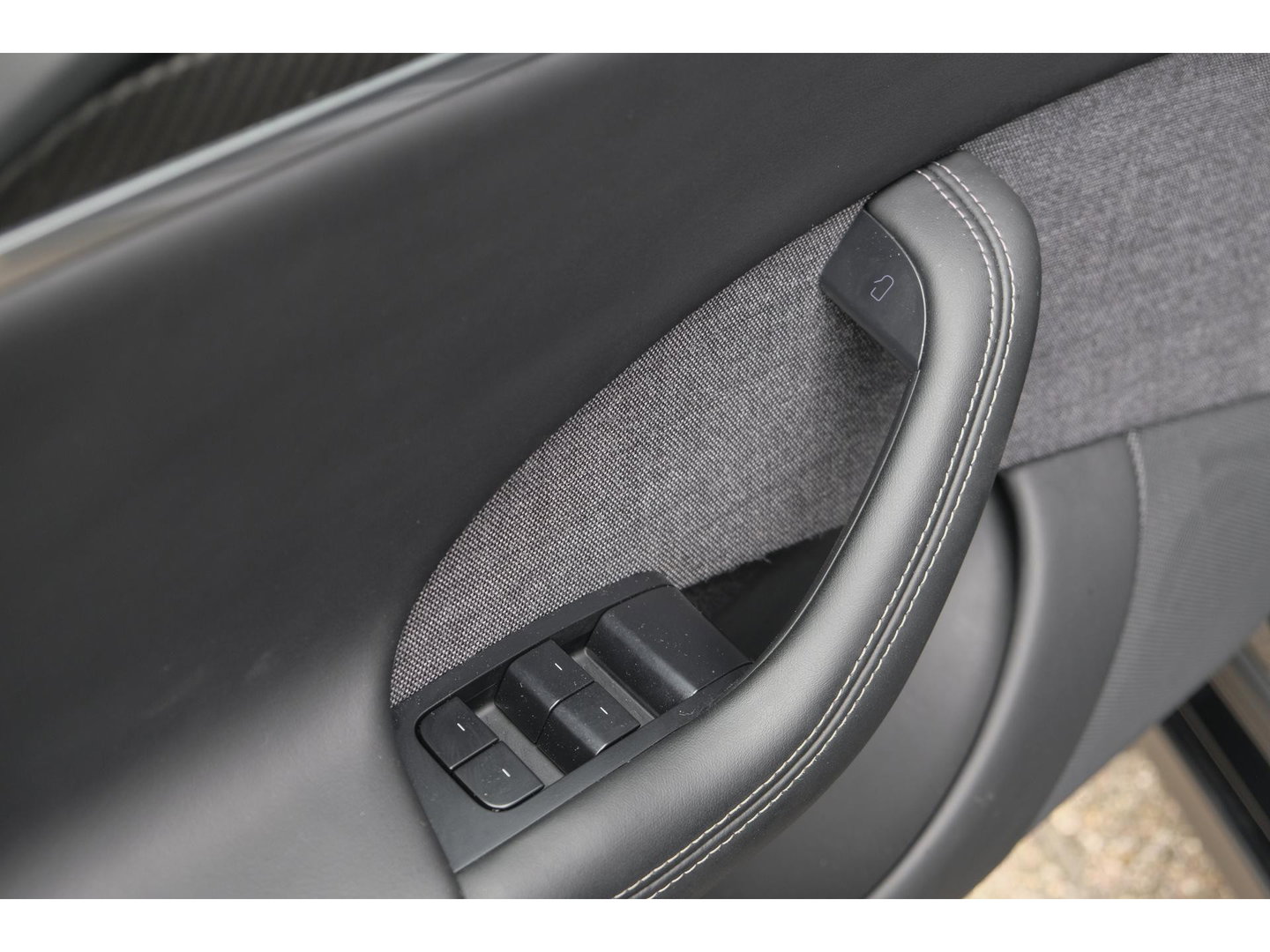 Tesla Model S Plaid 1020pk Yoke stuur FSD *BTW* *SOH 87%* Panoramadak Full Self Drive NLauto 21' LMV