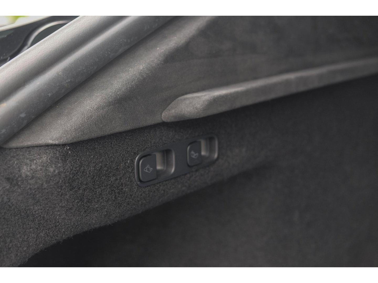 Tesla Model S Plaid 1020pk Yoke stuur FSD *BTW* *SOH 87%* Panoramadak Full Self Drive NLauto 21' LMV