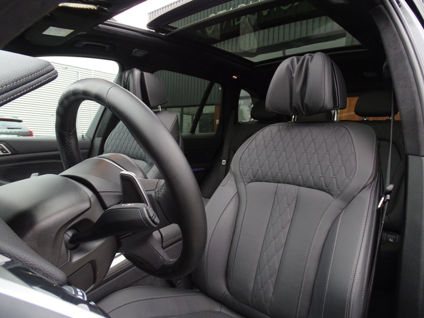 BMW X5 45e 394PK X-Drive M-Sport / Skylounge / B&W / Carbon / Alcantara / 360°