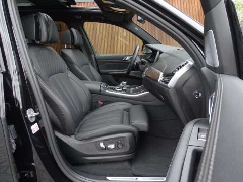 BMW X5 45e 394PK X-Drive M-Sport / Skylounge / B&W / Carbon / Alcantara / 360°