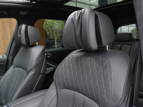 BMW X5 45e 394PK X-Drive M-Sport / Skylounge / B&W / Carbon / Alcantara / 360°