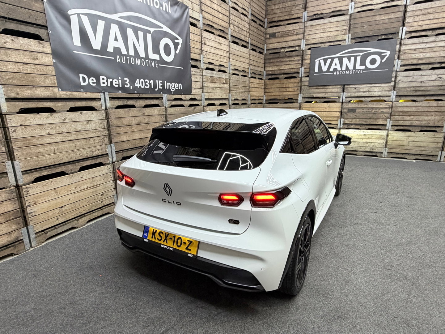 Renault Clio 1.8 Hybrid 160 esprit Alpine Navi Camera Stuur/stoelverwarming LM