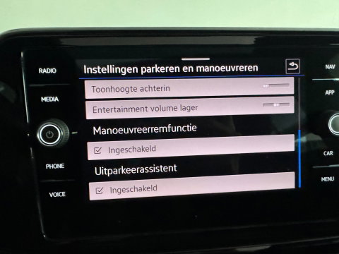 Volkswagen T-Roc 1.5 TSI Life Business Pano|ACC|Lane|Camera|Keyless|Camera