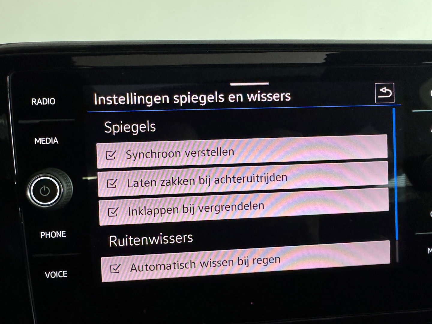 Volkswagen T-Roc 1.5 TSI Life Business Pano|ACC|Lane|Camera|Keyless|Camera