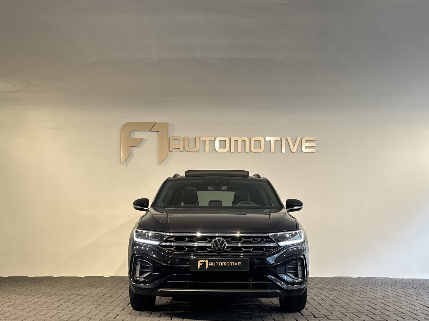 Volkswagen T-Roc 1.5 TSI Life Business Pano|ACC|Lane|Camera|Keyless|Camera