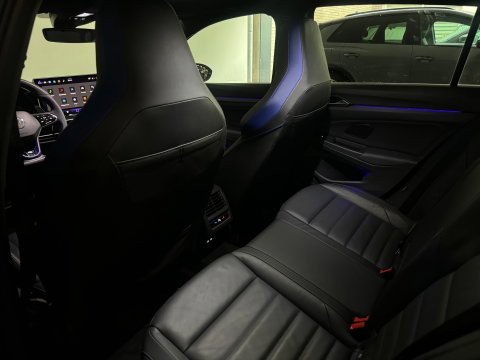 Volkswagen Golf 2.0 TSI 4Motion R Pano|H/K|HuD|Akra|Leer|Memory|360|BlindSpot