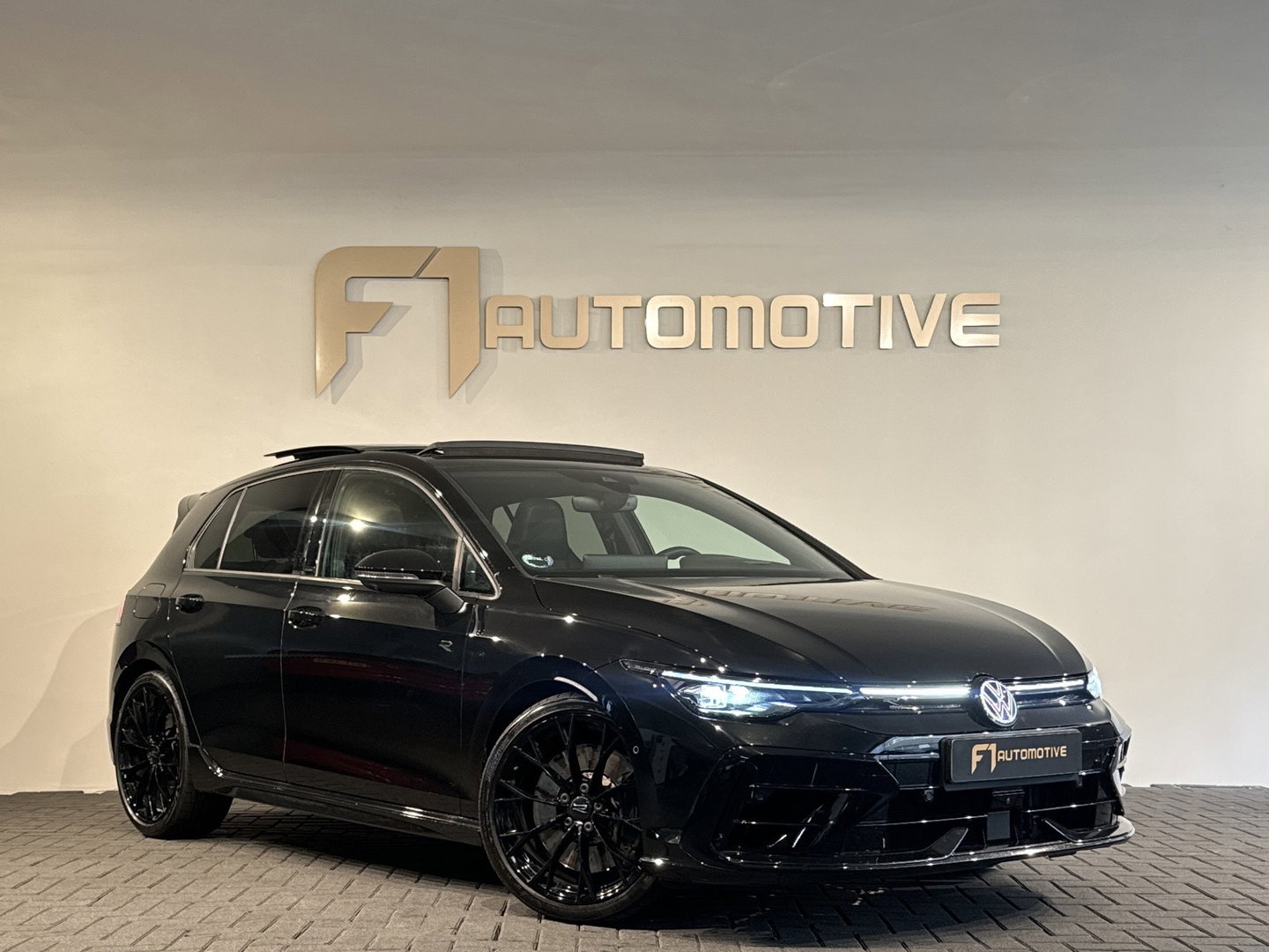 Volkswagen Golf 2.0 TSI 4Motion R Pano|H/K|HuD|Akra|Leer|Memory|360|BlindSpot