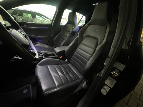 Volkswagen Golf 2.0 TSI 4Motion R Pano|H/K|HuD|Akra|Leer|Memory|360|BlindSpot