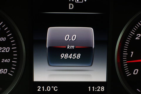 Mercedes-Benz C-Klasse 200 Ambition | Panoramadak | Trekhaak | Navigatie | Cruise Control | 18 Inch