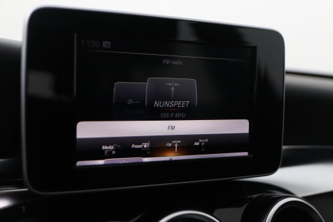 Mercedes-Benz C-Klasse 200 Ambition | Panoramadak | Trekhaak | Navigatie | Cruise Control | 18 Inch