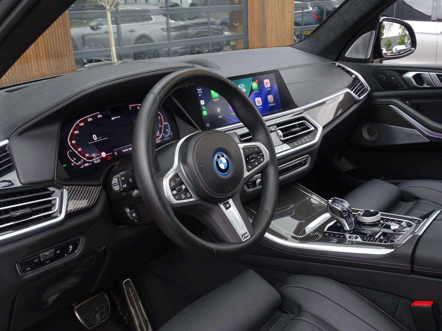 BMW X5 45e 394PK X-Drive M-Sport / Skylounge / B&W / Carbon / Alcantara / 360°