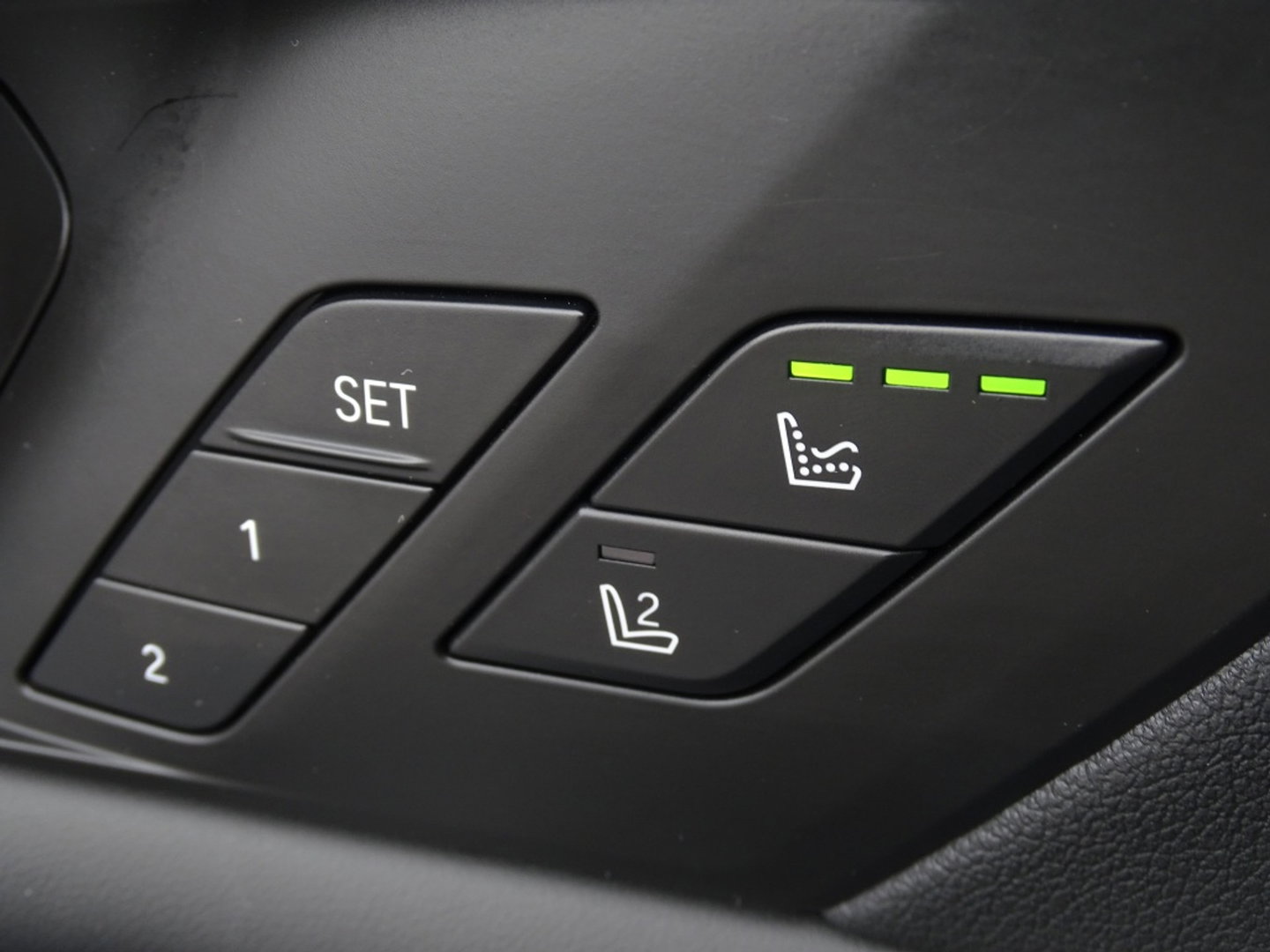 BMW X5 45e 394PK X-Drive M-Sport / Skylounge / B&W / Carbon / Alcantara / 360°