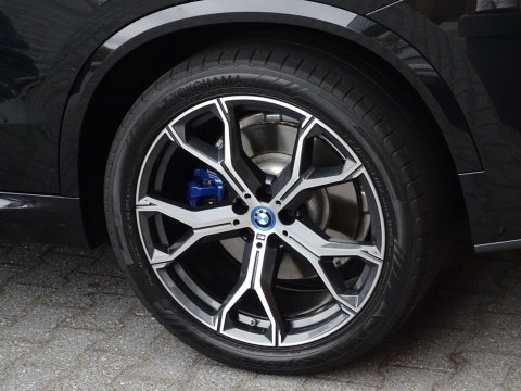 BMW X5 45e 394PK X-Drive M-Sport / Skylounge / B&W / Carbon / Alcantara / 360°