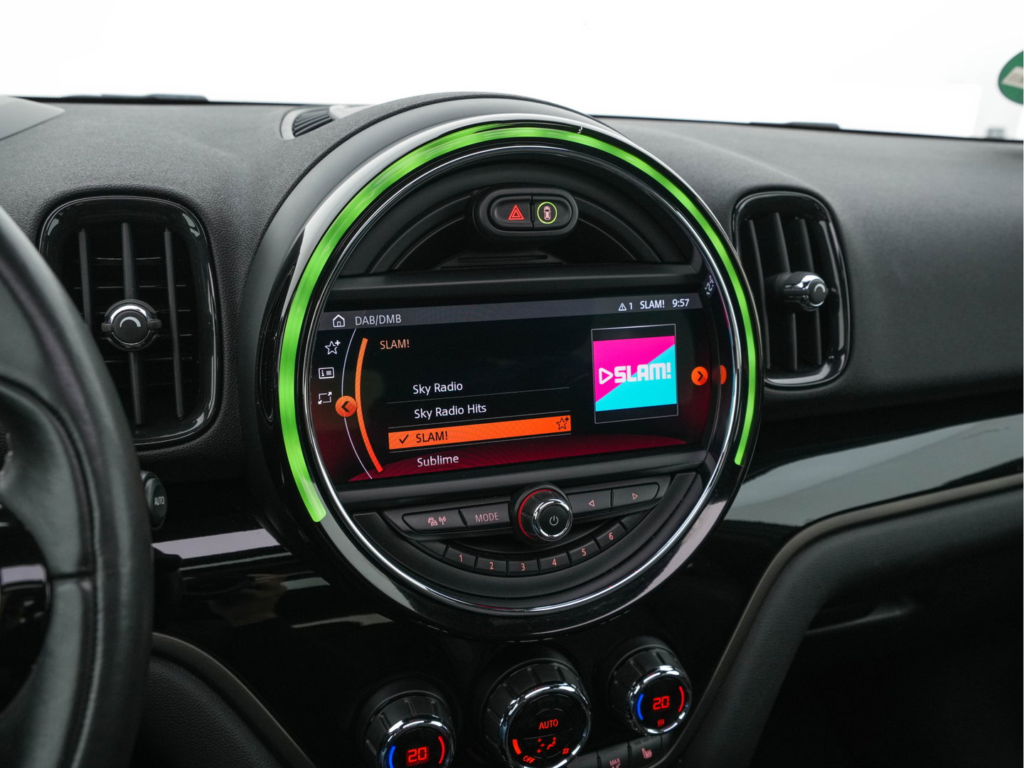 MINI Countryman 2.0 Cooper S Knightsbridge Edition Aut. *PANO |  LEATHER | FULL-LED | HARMAN/KARDON-AUDIO | HEATED-SPORTSEATS | KEYLESS | CAMERA | AMBIENT-LIGHT | NAVI-FULLMAP | HEAD-UP | PRIVACY-GLASS | SHIFT-PADDLES | 18''ALU*