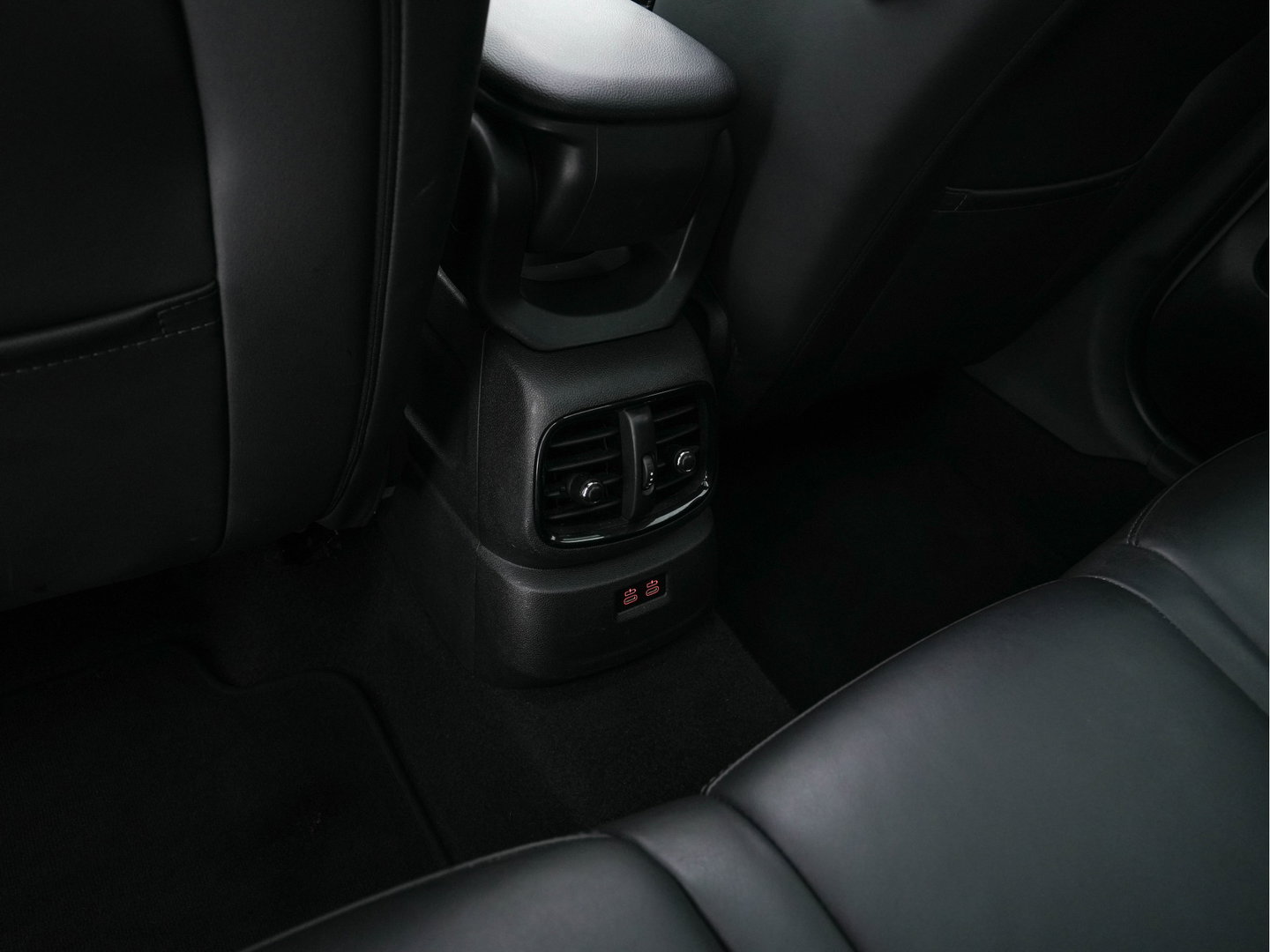 MINI Countryman 2.0 Cooper S Knightsbridge Edition Aut. *PANO |  LEATHER | FULL-LED | HARMAN/KARDON-AUDIO | HEATED-SPORTSEATS | KEYLESS | CAMERA | AMBIENT-LIGHT | NAVI-FULLMAP | HEAD-UP | PRIVACY-GLASS | SHIFT-PADDLES | 18''ALU*
