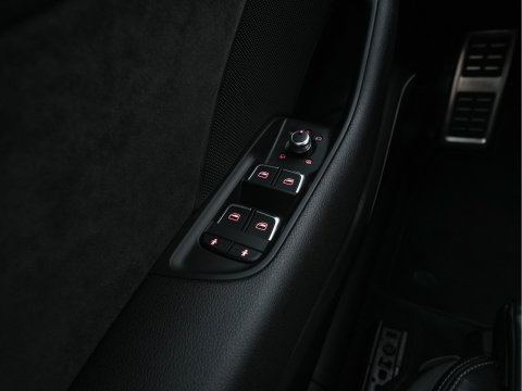 Audi RS3 Sportback 2.5 TFSI Quattro Pro Line Plus Black Optic Package (INCL-BTW) *MILLTEK-EXHAUST | ADAPTIVE-CRUISE | HEATED-SPORTSEATS | BANG&OLUFSEN | LEATHER | FULL-LED | NAVI-FULLMAP | PRIVACY-GLASS | SHIFTPADDLES | ECC | PDC | 19''ALU*