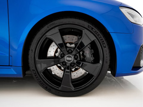 Audi RS3 Sportback 2.5 TFSI Quattro Pro Line Plus Black Optic Package (INCL-BTW) *MILLTEK-EXHAUST | ADAPTIVE-CRUISE | HEATED-SPORTSEATS | BANG&OLUFSEN | LEATHER | FULL-LED | NAVI-FULLMAP | PRIVACY-GLASS | SHIFTPADDLES | ECC | PDC | 19''ALU*