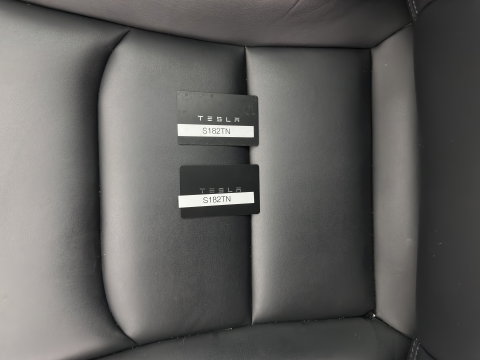 Tesla Model 3 RWD 60 kWh [3-Fase-11kW] {SoH-88%} (INCL-BTW) Aut. *PANO | AUTOPILOT | LEATHER | KEYLESS | FULL-LED | MEMORY-PACK | TOPVIEW | DAB | CARPLAY | DIGI-COCKPIT | LANE-ASSIST | HEATED-COMFORTSEATS | 18"ALU*