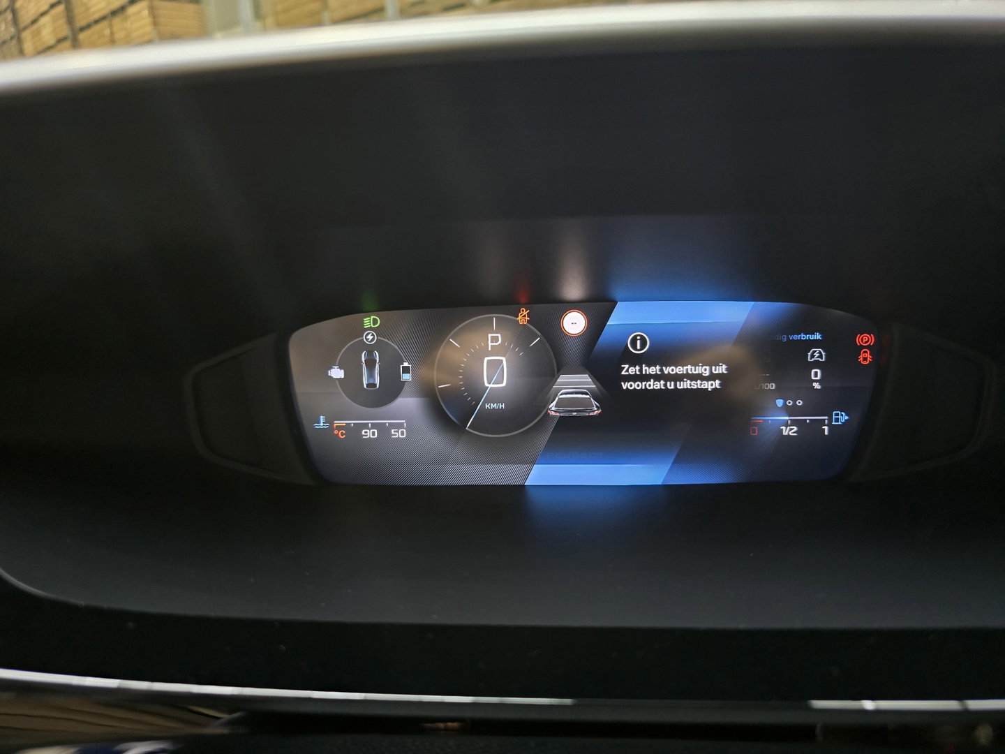 Peugeot 408 1.2 Hybrid 145 e-DCS6 Allure ACC ECC Navi Camera LM