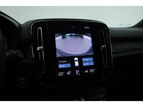 Volvo XC40 1.5 T5 Plug-in hybrid Core Bright | Prijs rijklaar | Facelift | Adaptieve Cruise | Dodehoek (Blis ) Camera | Stoel + stuurverwarming |