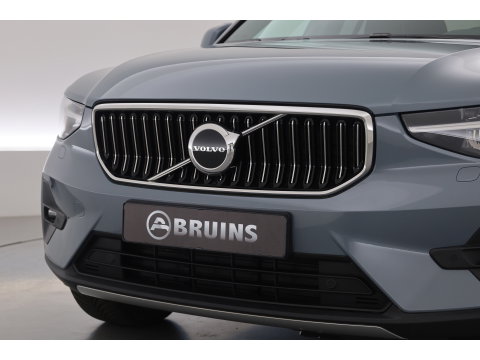 Volvo XC40 1.5 T5 Plug-in hybrid Core Bright | Prijs rijklaar | Facelift | Adaptieve Cruise | Dodehoek (Blis ) Camera | Stoel + stuurverwarming |