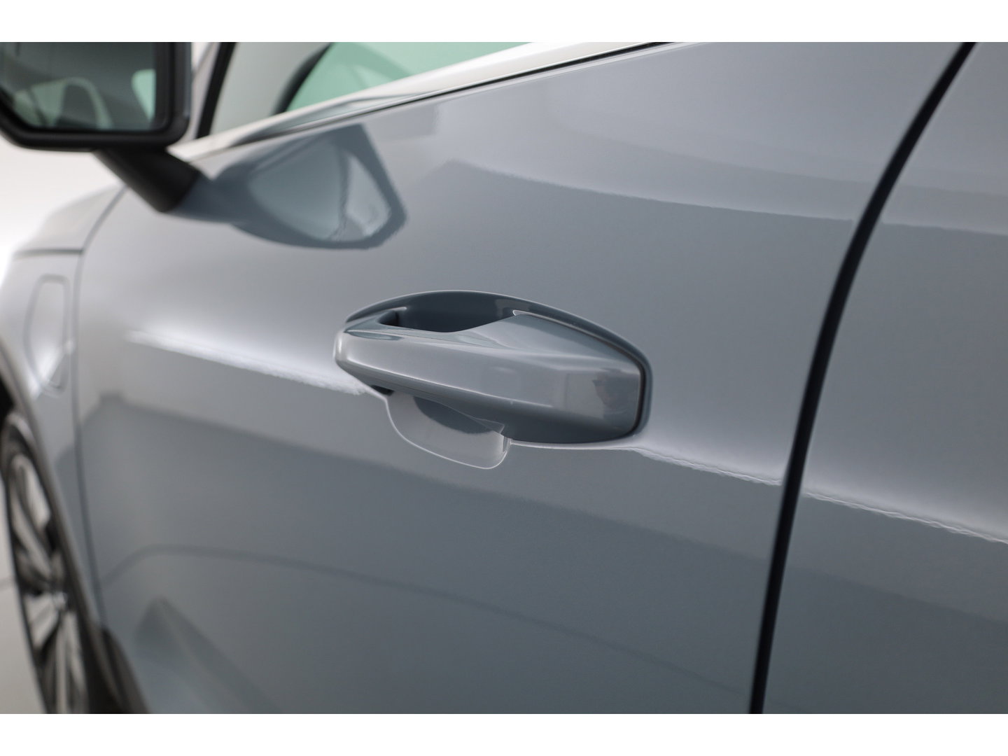 Volvo XC40 1.5 T5 Plug-in hybrid Core Bright | Prijs rijklaar | Facelift | Adaptieve Cruise | Dodehoek (Blis ) Camera | Stoel + stuurverwarming |