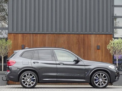 BMW X3 30e 292PK X-Drive M-Sport / Head-Up / panoramadak / BTW / 360°
