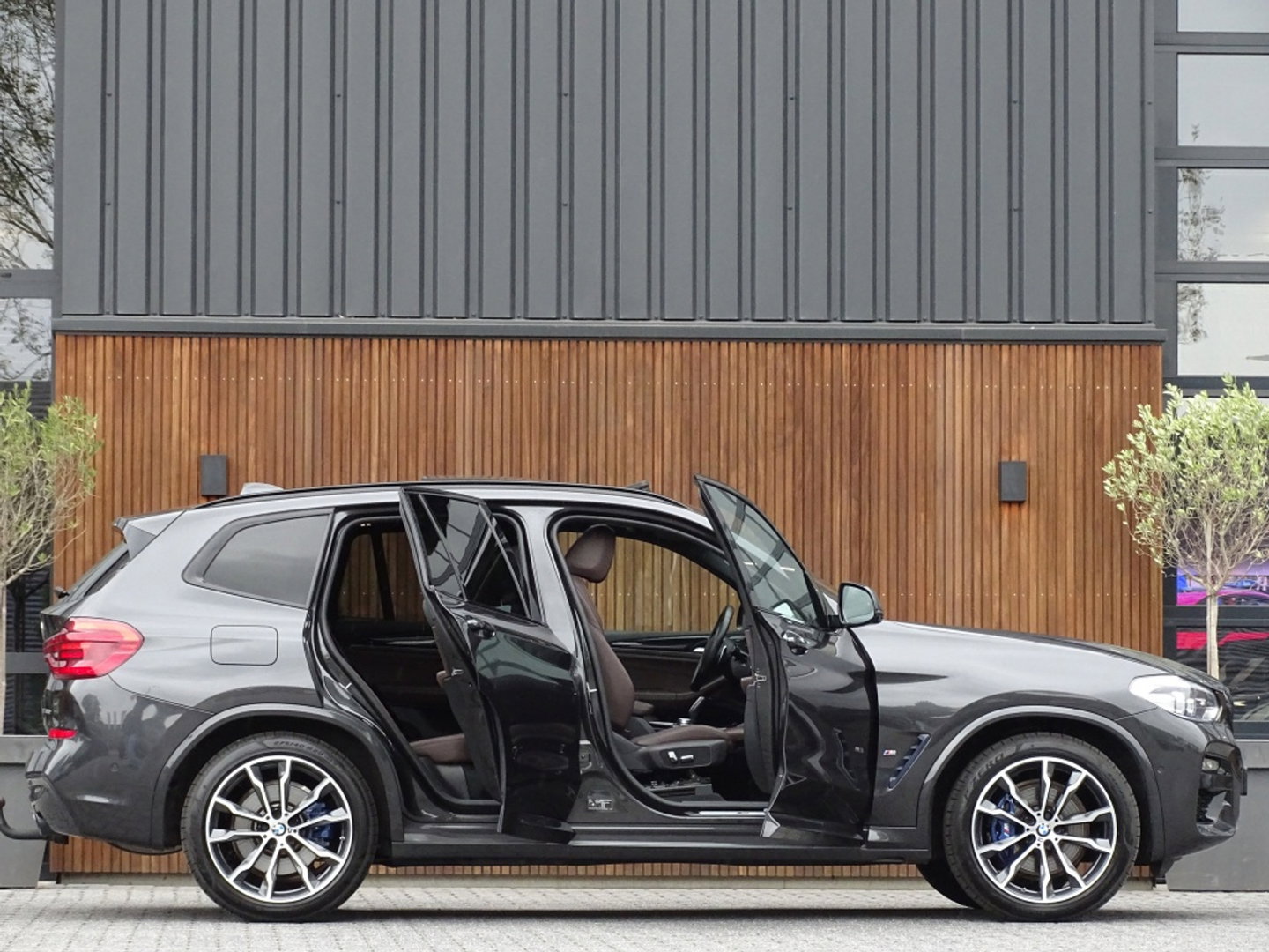 BMW X3 30e 292PK X-Drive M-Sport / Head-Up / panoramadak / BTW / 360°