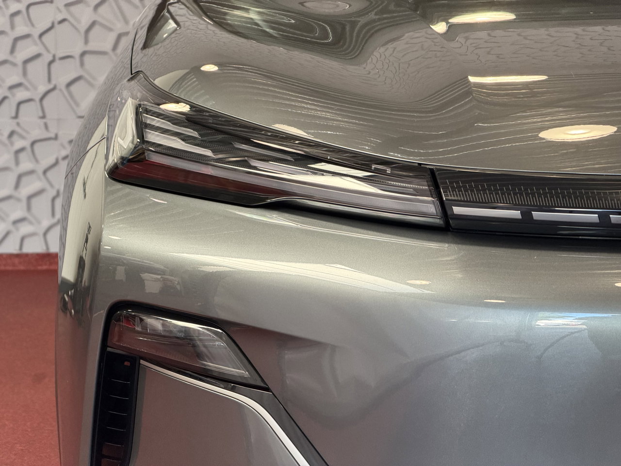 Geely Starray EM-i