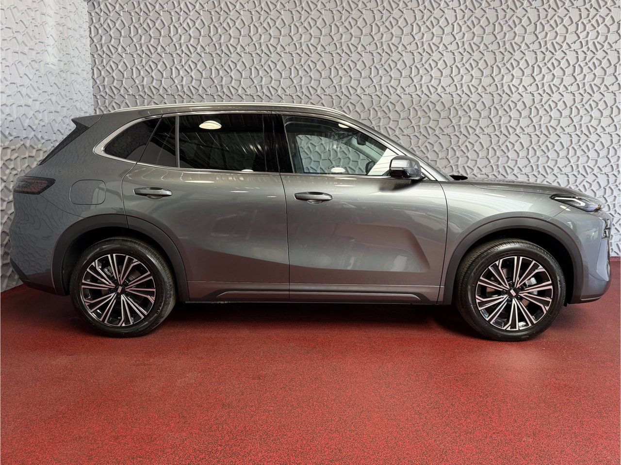 Geely Starray EM-i