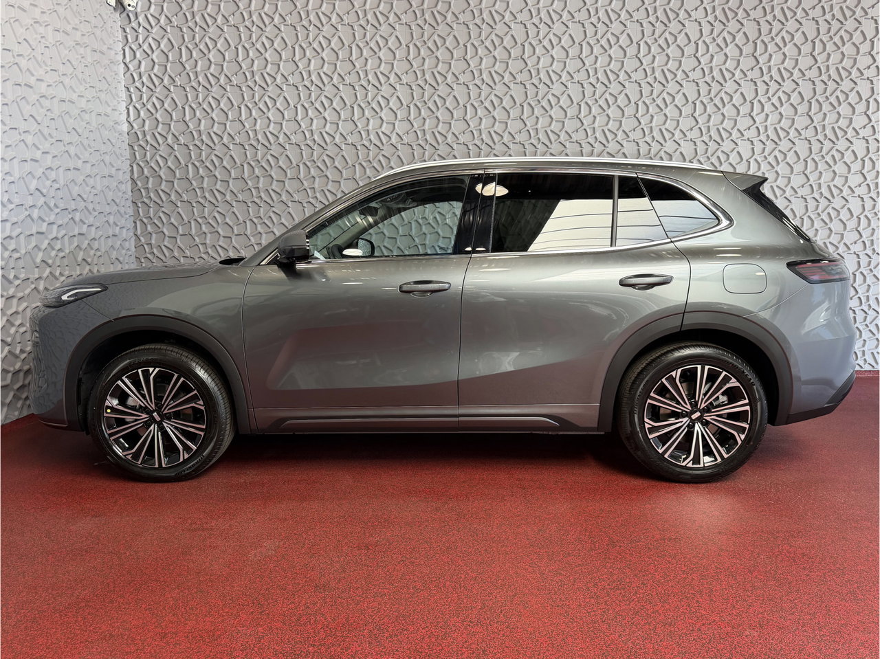 Geely Starray EM-i